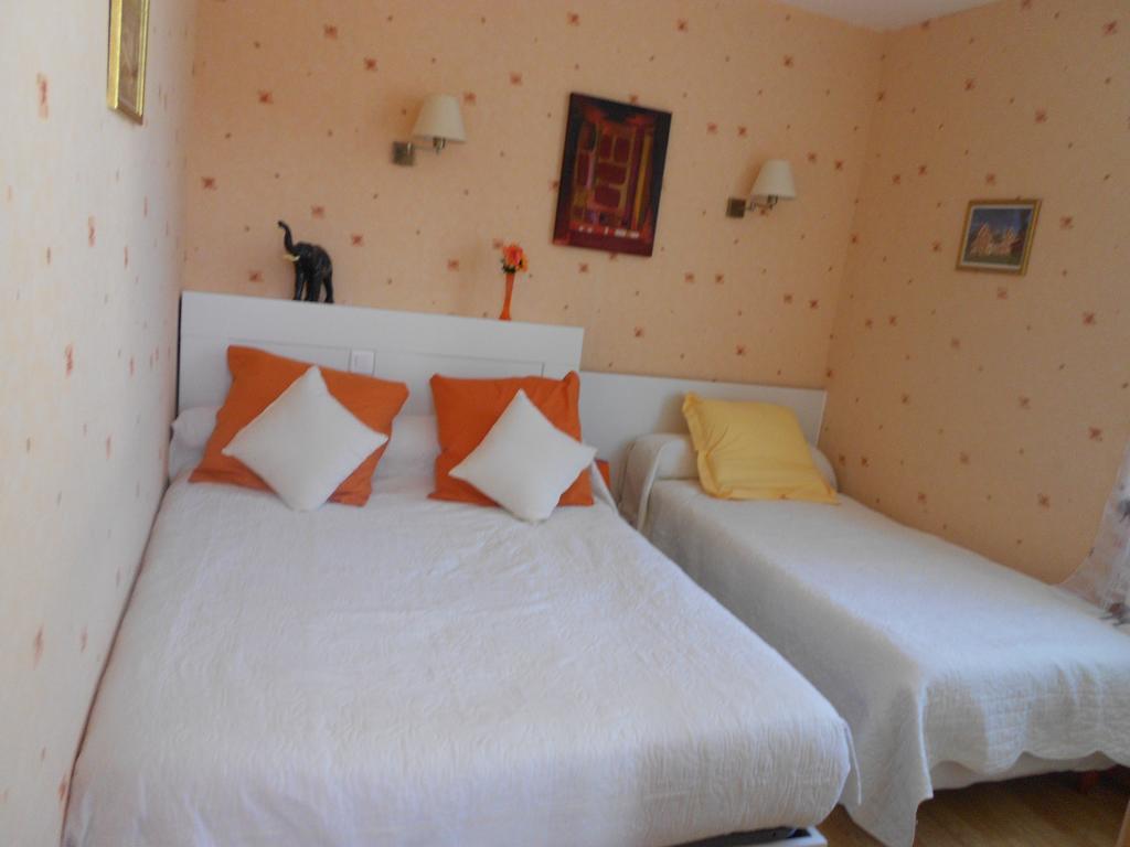 L'Eclipse Bed & Breakfast Saint-Nicolas-des-Motets Exterior foto