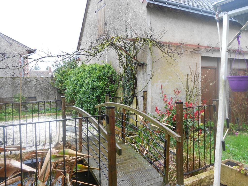 L'Eclipse Bed & Breakfast Saint-Nicolas-des-Motets Exterior foto