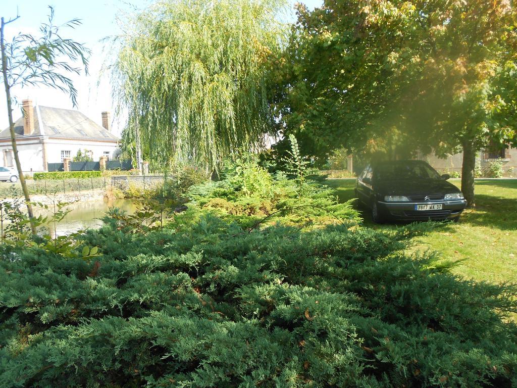 L'Eclipse Bed & Breakfast Saint-Nicolas-des-Motets Exterior foto
