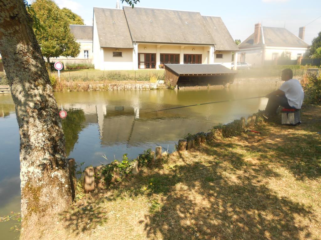 L'Eclipse Bed & Breakfast Saint-Nicolas-des-Motets Exterior foto